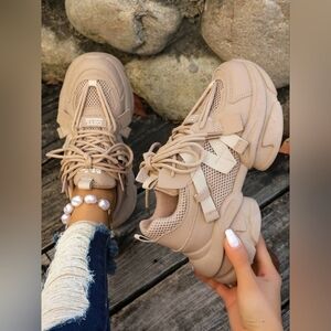 ✨ Iconic Tan "Streetwear Legend" Chunky Platform Sneakers - Trendy Dad Shoe Vib